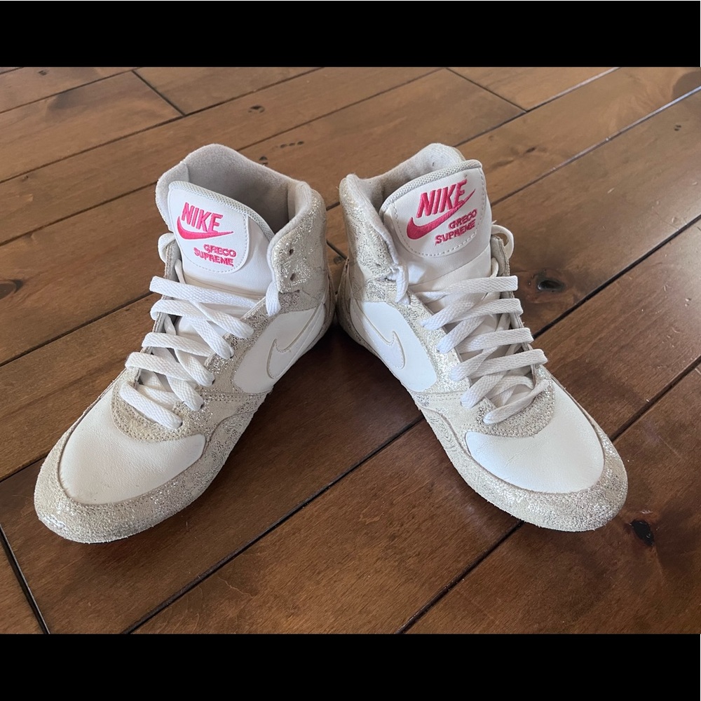 Nike Greco Supremes